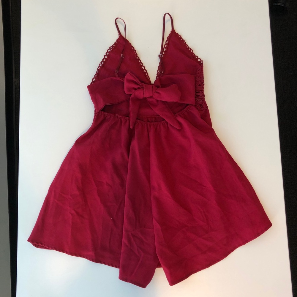 Lace romper - Picture 3 of 3